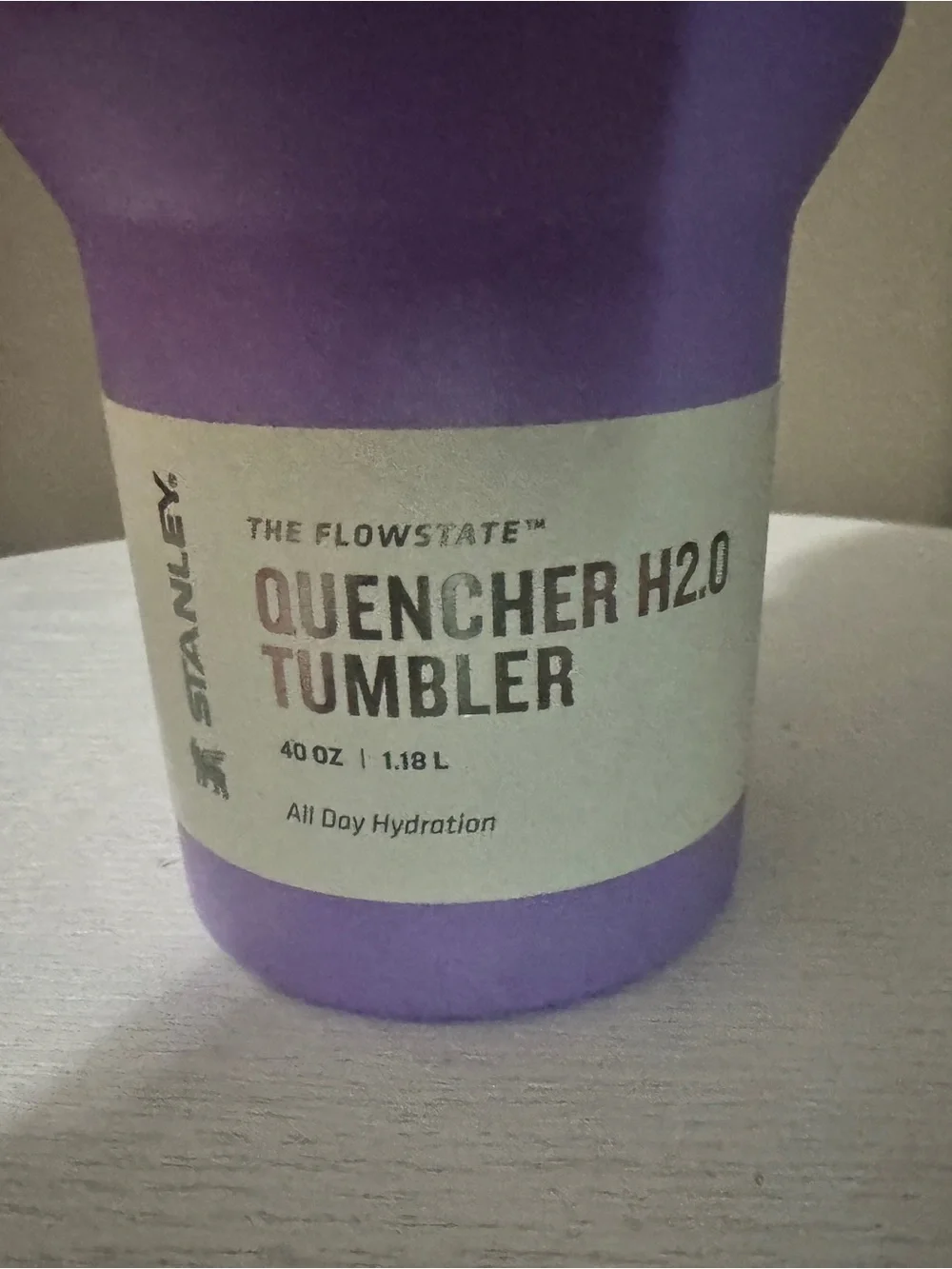 Stanley x Olivia Rodrigo Quencher H2.0 FlowState Tumbler - Picture 6 of 7
